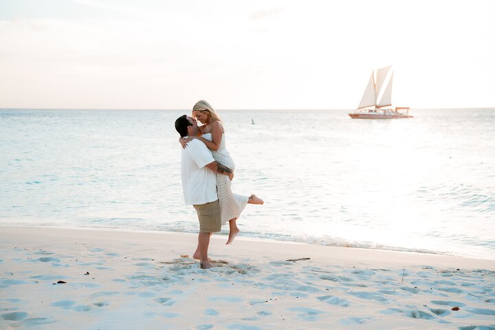 Private Vacation Photoshoot with Photographer in Santa Rosa Beach - Photo 1 of 25
